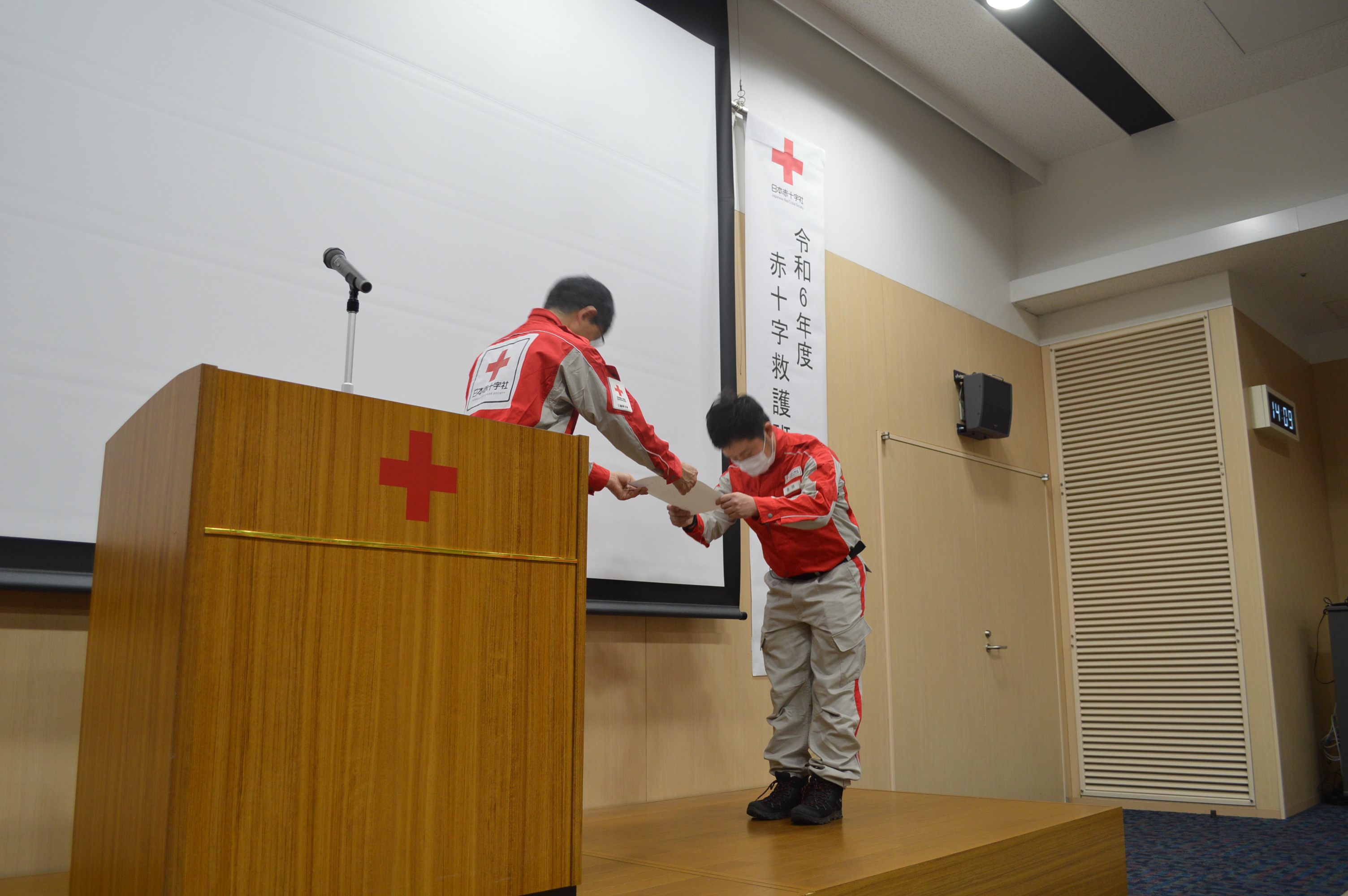 令和６年度救護班要員任命式の様子